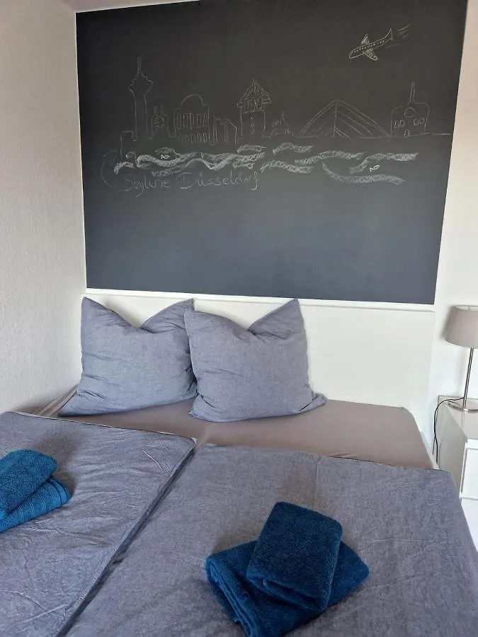 뒤셀도르프 Well Located Flat With Balcony 아파트