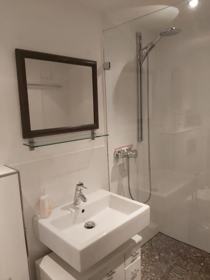 Well Located Flat With Balcony Apartment Dusseldorf 0*,  Germany